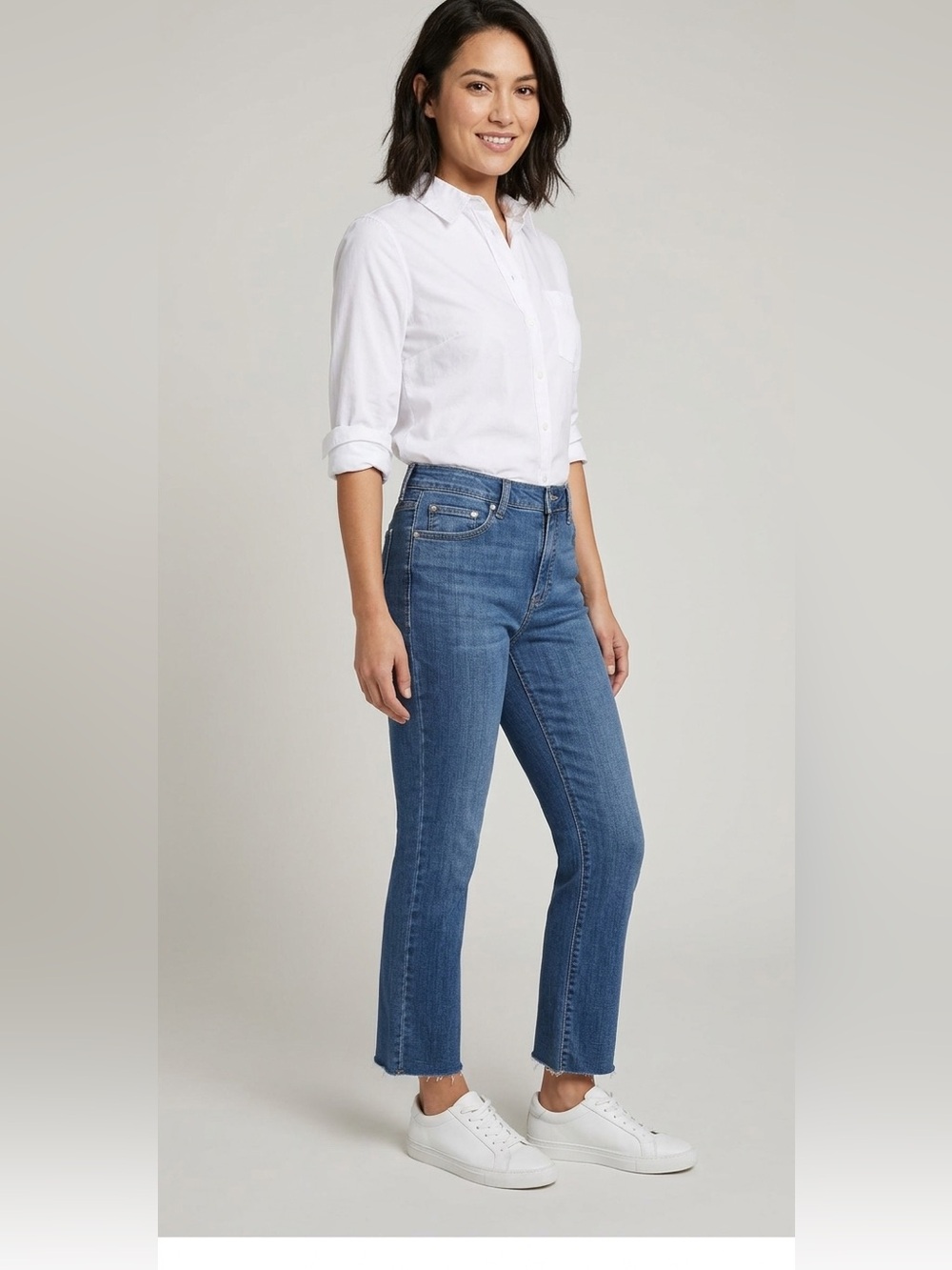 Seven7 Fashion Jeans Classic High-Rise Blue Crop Raw Hem Size 4